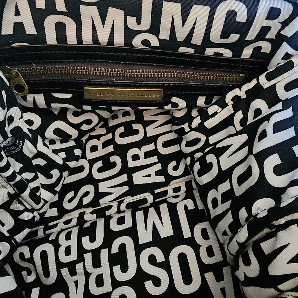Marc Jacobs Ex-large Tote "EUC" - Picture 13 of 16